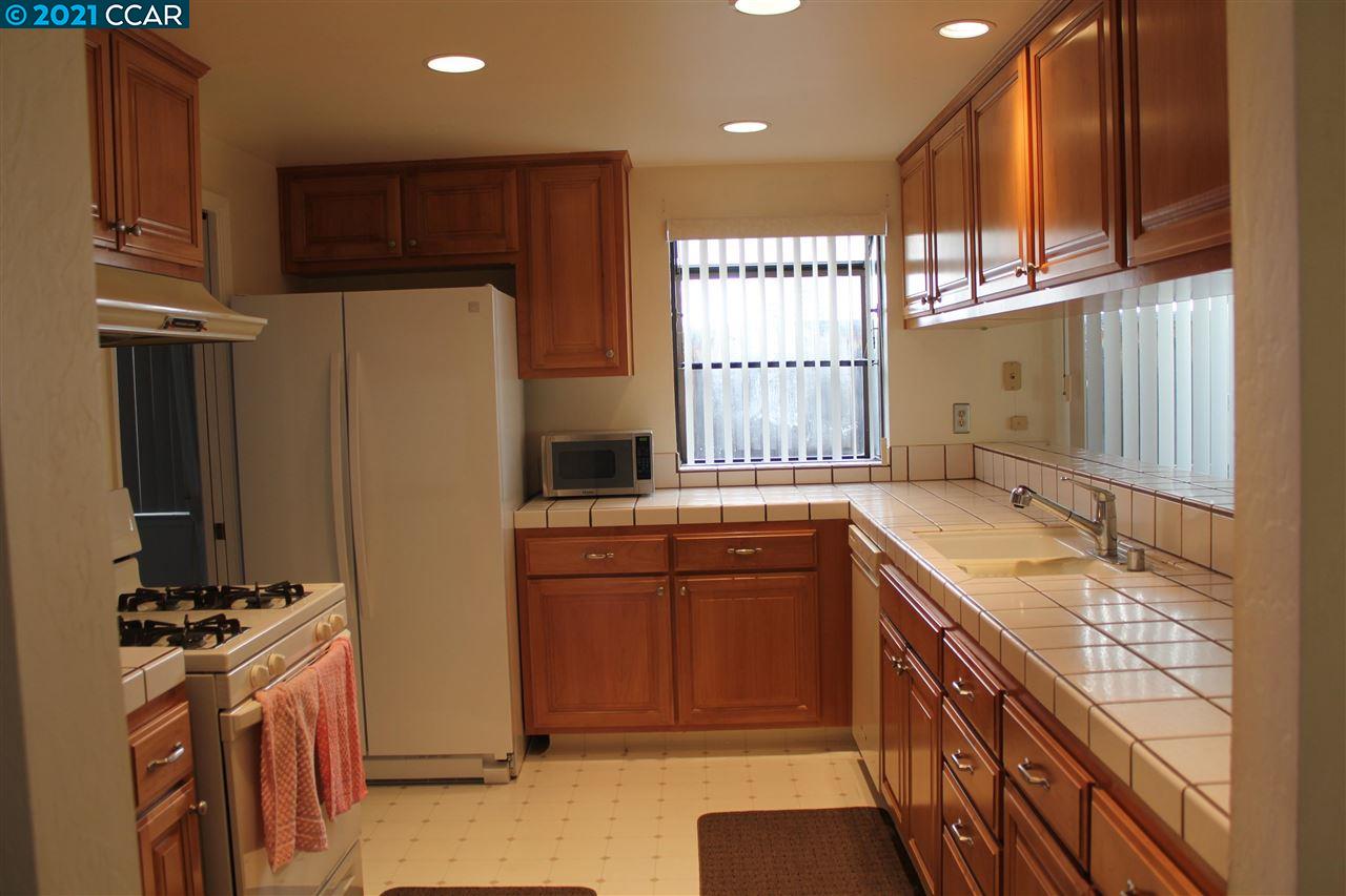 5328 Paso Del Rio Way Concord, CA 94521 - Photo 3 of 15