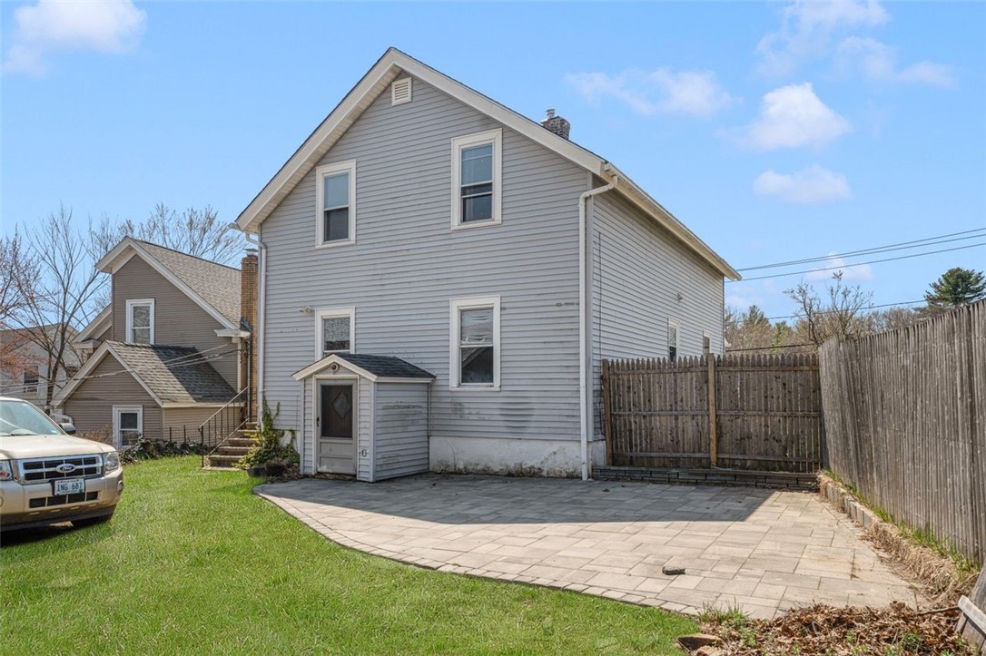70 Highland Street West Warwick, RI 02893 - Photo 20 of 23