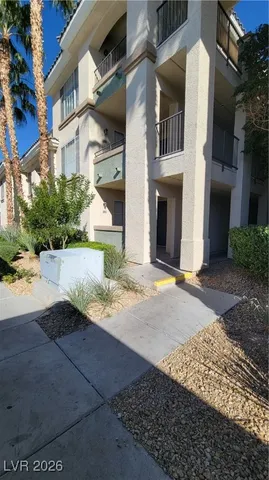 $1,295 | 7131 South Durango Drive, Unit 104, Las Vegas, NV 89113