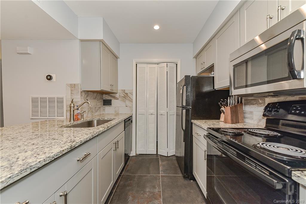 11054 Harrowfield Road Charlotte, NC 28226 - Photo 11 of 31