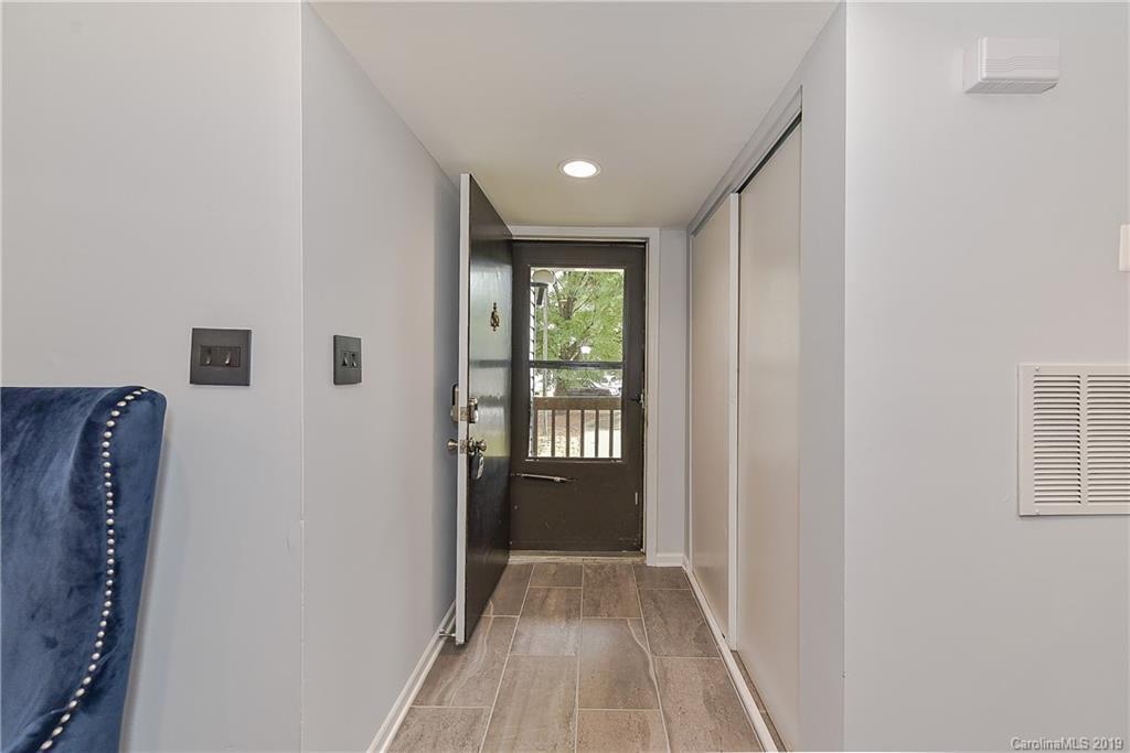 11054 Harrowfield Road Charlotte, NC 28226 - Photo 5 of 31