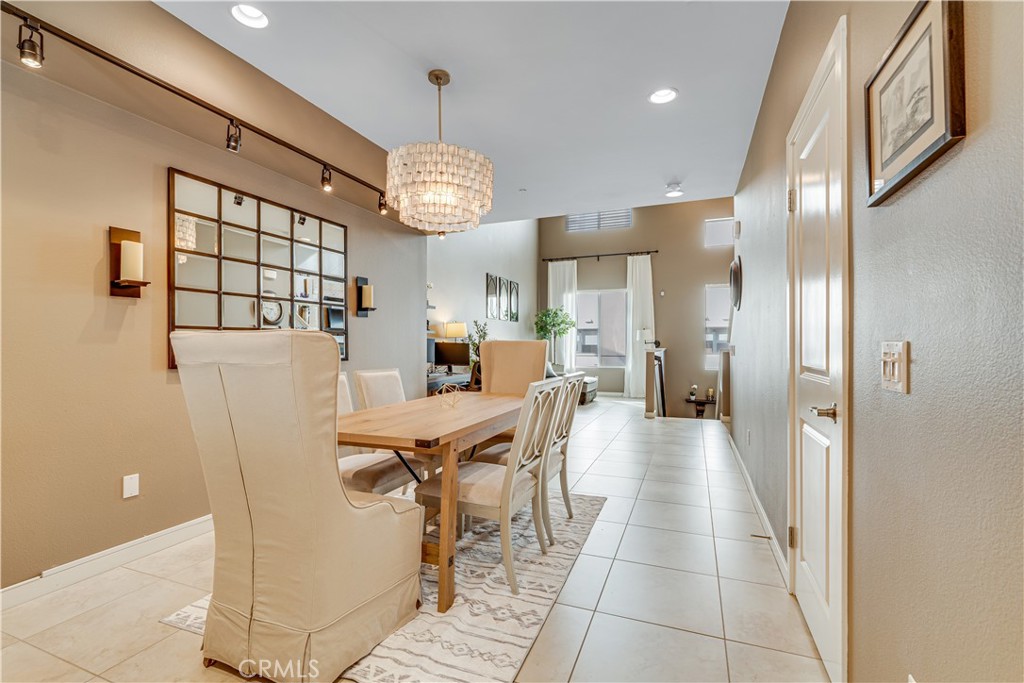 507 Rockefeller Irvine, CA 92612 - Photo 7 of 41