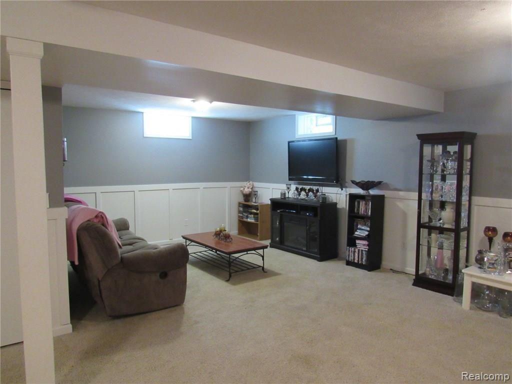 4929 Pingree Road Howell, MI 48843 - Photo 19 of 24