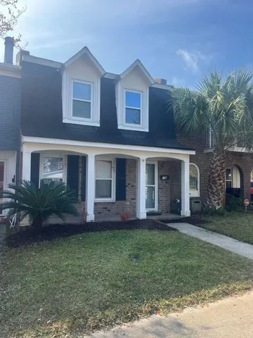 $2,495 | 709 Bay Tree Circle, Mount Pleasant, SC 29464