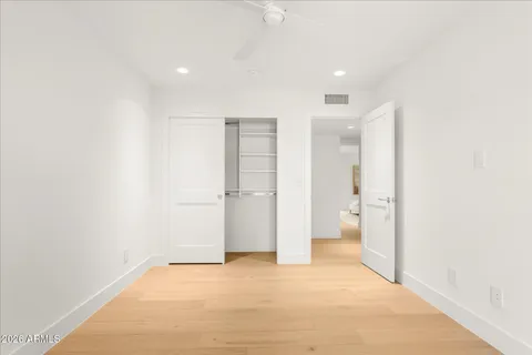 $1,075,000 | 241 East Forest Hills Drive, Phoenix, AZ 85022