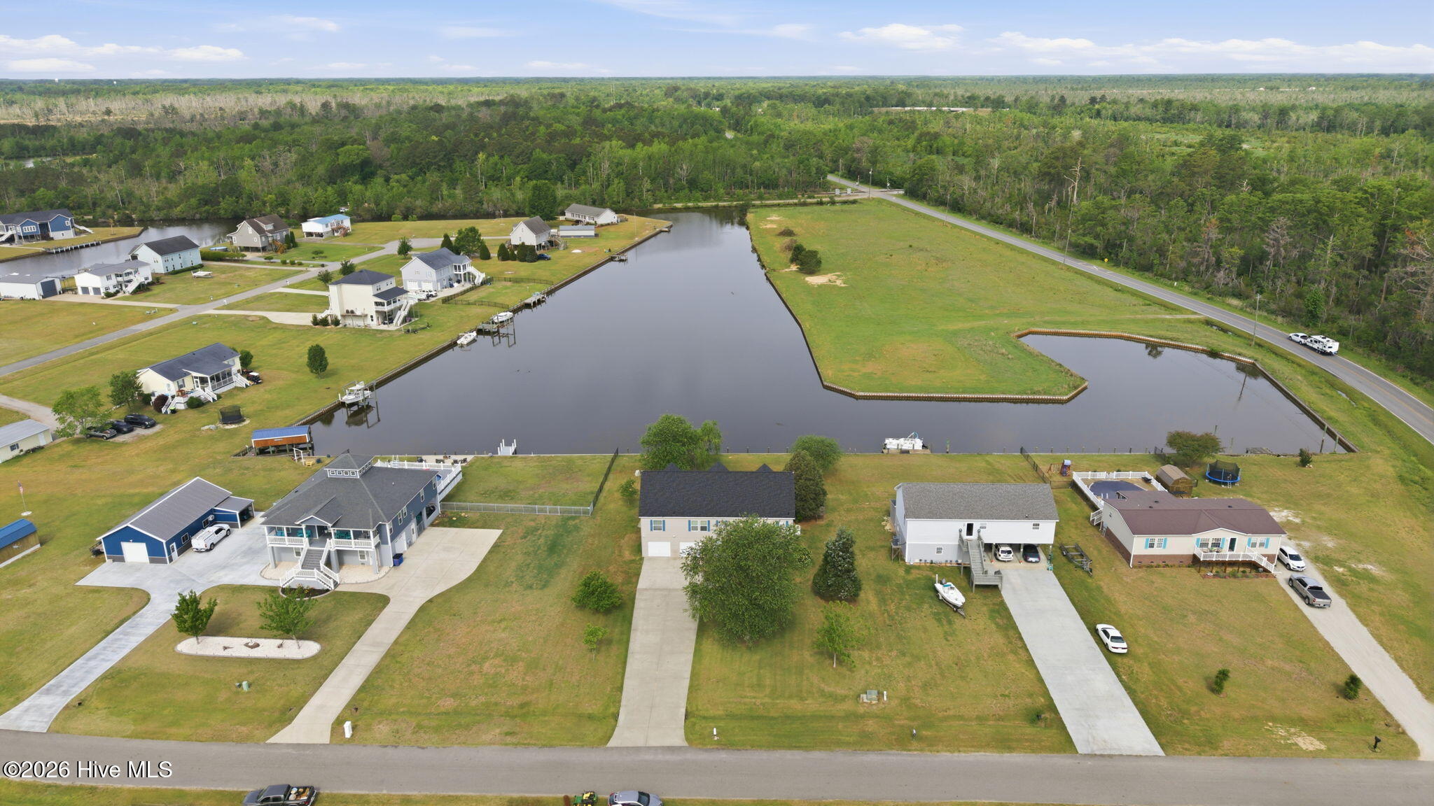 66 Warrens Way Chocowinity, NC 27817 - Photo 18 of 53 18-web-or-mls-dji_20260429101613_0558_d
