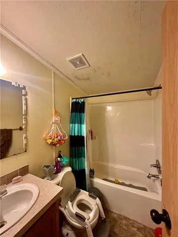 $165,500 | 22023 223rd Street, Maryville, MO 64468