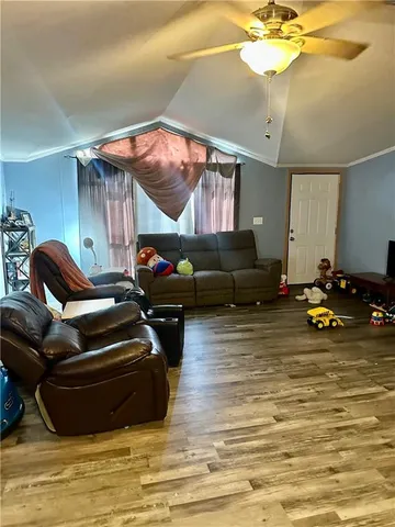 $165,500 | 22023 223rd Street, Maryville, MO 64468