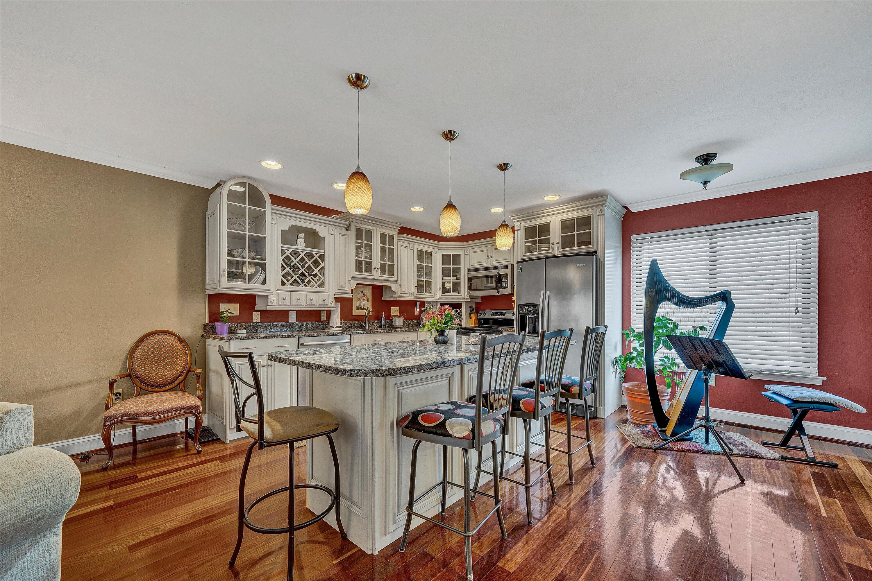 3373 Morning Dove Road Roanoke, VA 24018 - Photo 9 of 27 09-DSC00586