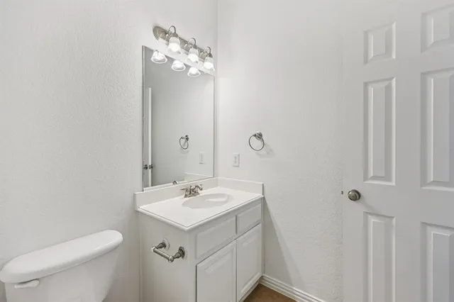 $3,900 | 11295 Apple Valley Drive, Frisco, TX 75033