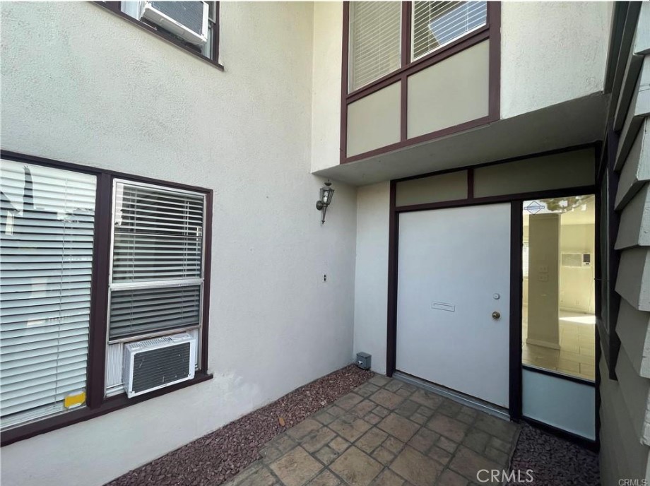 3217 Topaz Lane Fullerton, CA 92831 - Photo 4 of 23