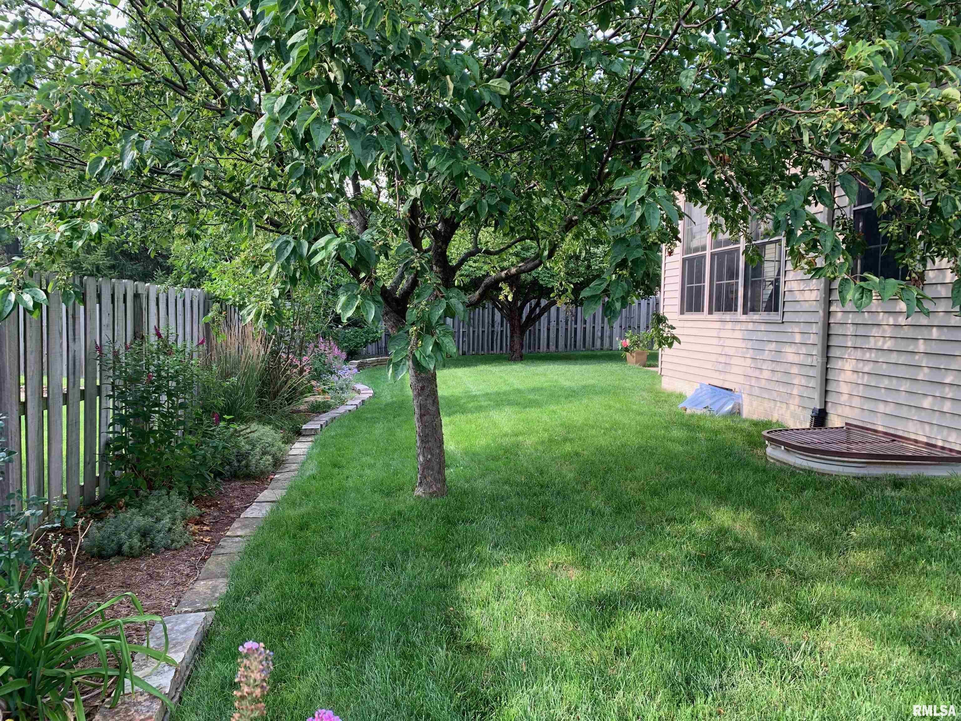 2009 Providence Lane Springfield, IL 62711 - Photo 8 of 31