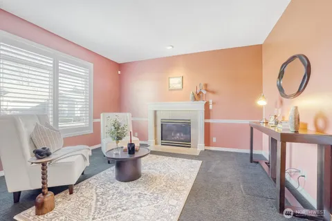 $800,000 | 4632 148th Street Southwest, Unit 4, Lynnwood, WA 98087