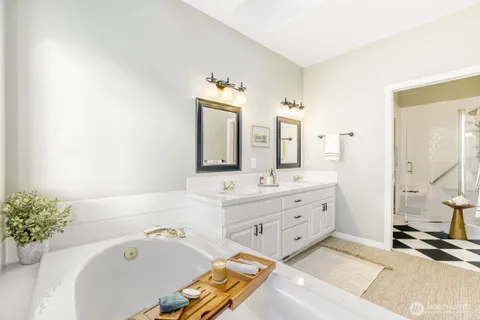 $800,000 | 4632 148th Street Southwest, Unit 4, Lynnwood, WA 98087