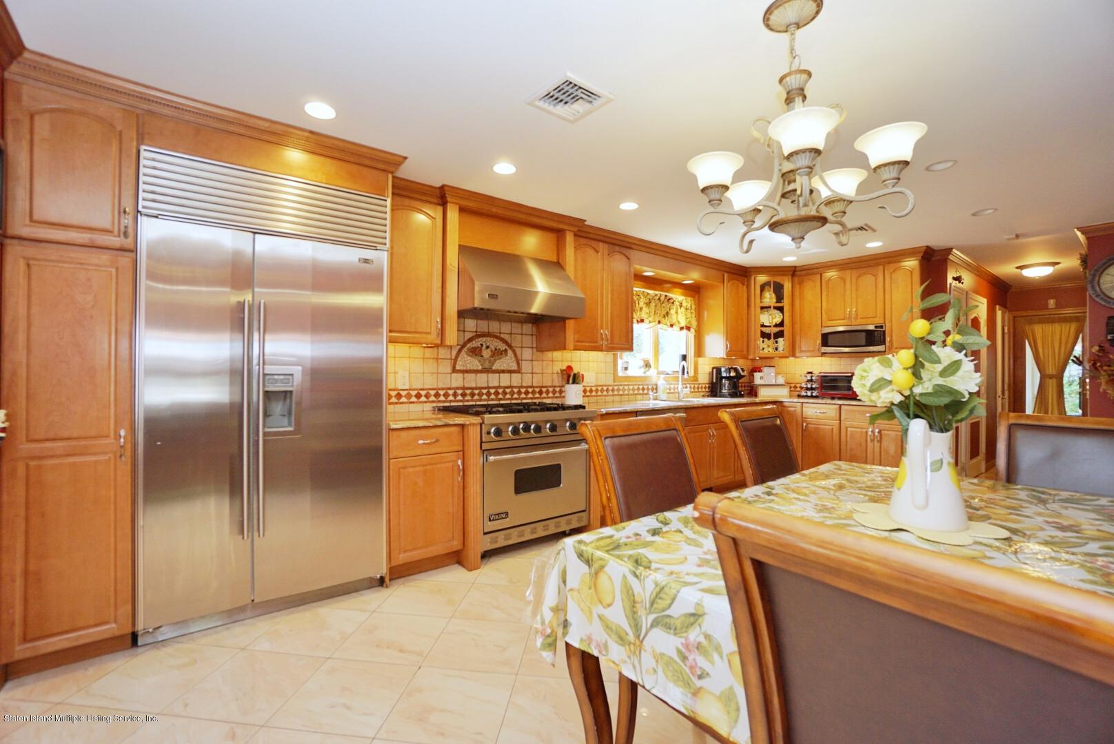 486 St George Road Staten Island, NY 10306 - Photo 18 of 71 picture15