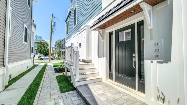 $1,500,000 | 400 East 55th Street, Unit E, Ocean City, NJ 08226