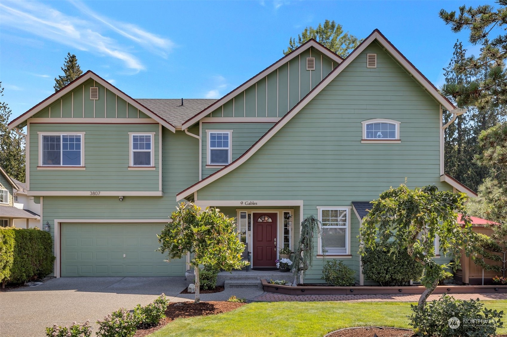 3807 Northeast 14th Street Renton, WA 98056 - Photo 31 of 34 a front view of house with yard and green space