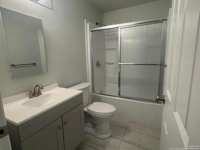 $1,600 | 306 Cupples Road, San Antonio, TX 78207