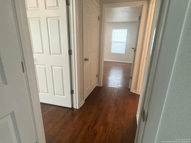 $1,600 | 306 Cupples Road, San Antonio, TX 78207