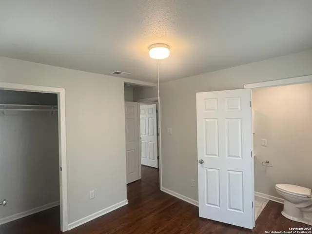 $1,600 | 306 Cupples Road, San Antonio, TX 78207