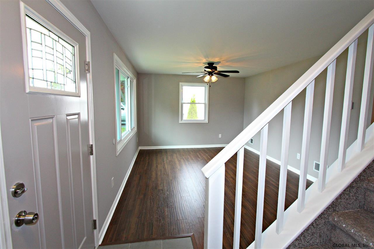 1124 Outer Drive Rotterdam, NY 12303 - Photo 11 of 25 Photo 11