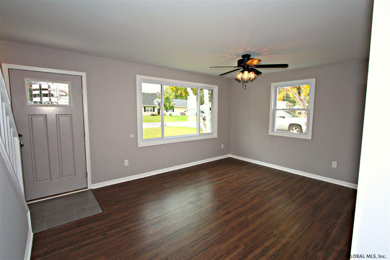 1124 Outer Drive Rotterdam, NY 12303 - Photo 13 of 25 Photo 13