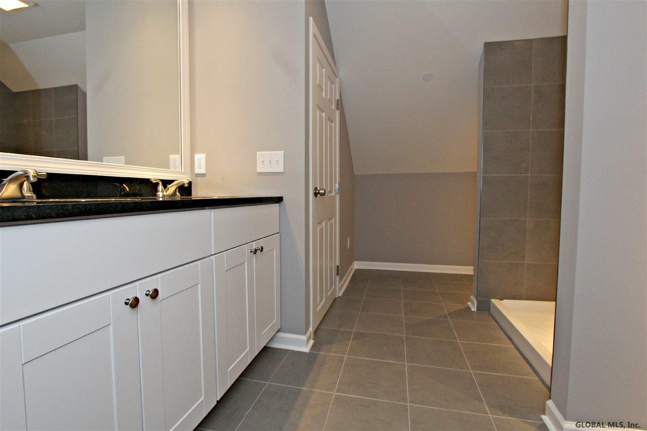 1124 Outer Drive Rotterdam, NY 12303 - Photo 4 of 25 Photo 4