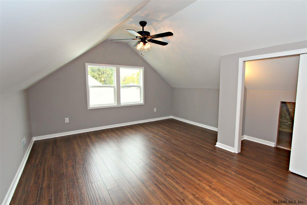 1124 Outer Drive Rotterdam, NY 12303 - Photo 6 of 25 Photo 6
