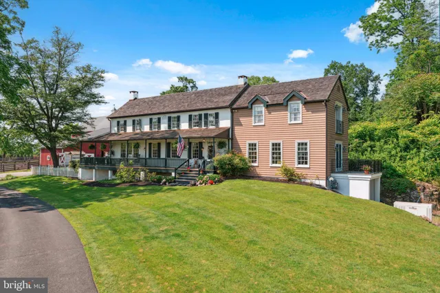 front view of house with a yard