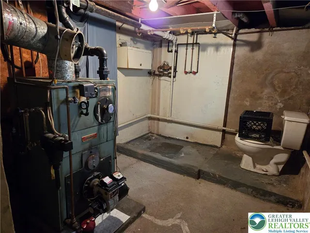 $129,000 | 138 East Fell Street, Summit Hill, PA 18250