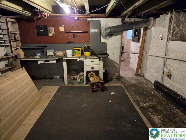 $129,000 | 138 East Fell Street, Summit Hill, PA 18250