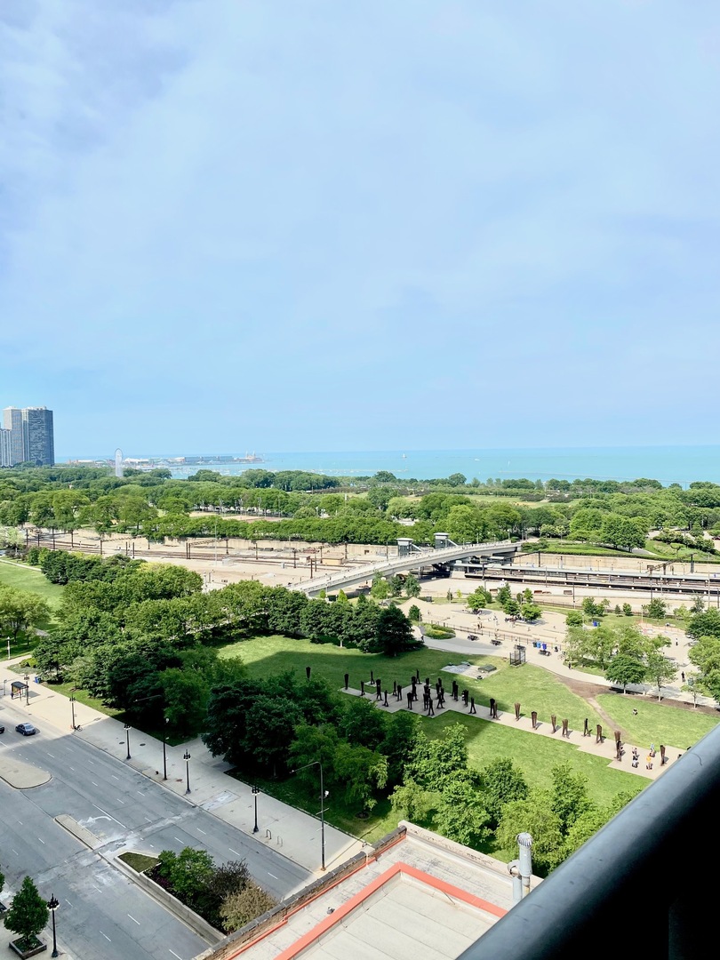 1160 South Michigan Avenue, Unit 1606 Chicago, IL 60605 - Photo 13 of 13