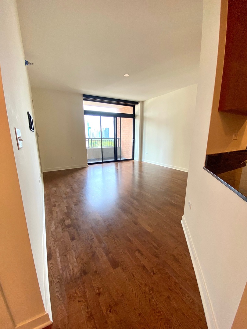 1160 South Michigan Avenue, Unit 1606 Chicago, IL 60605 - Photo 6 of 13