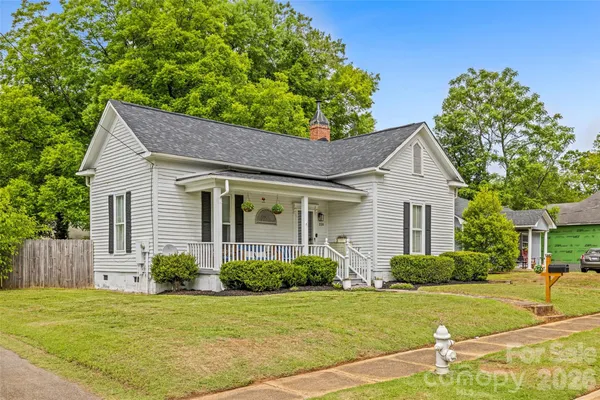 $253,000 | 231 West Jefferson Street, York, SC 29745