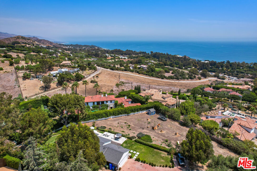 27861 Winding Way Malibu, CA 90265 - Photo 35 of 36 an aerial view of residential houses with city view