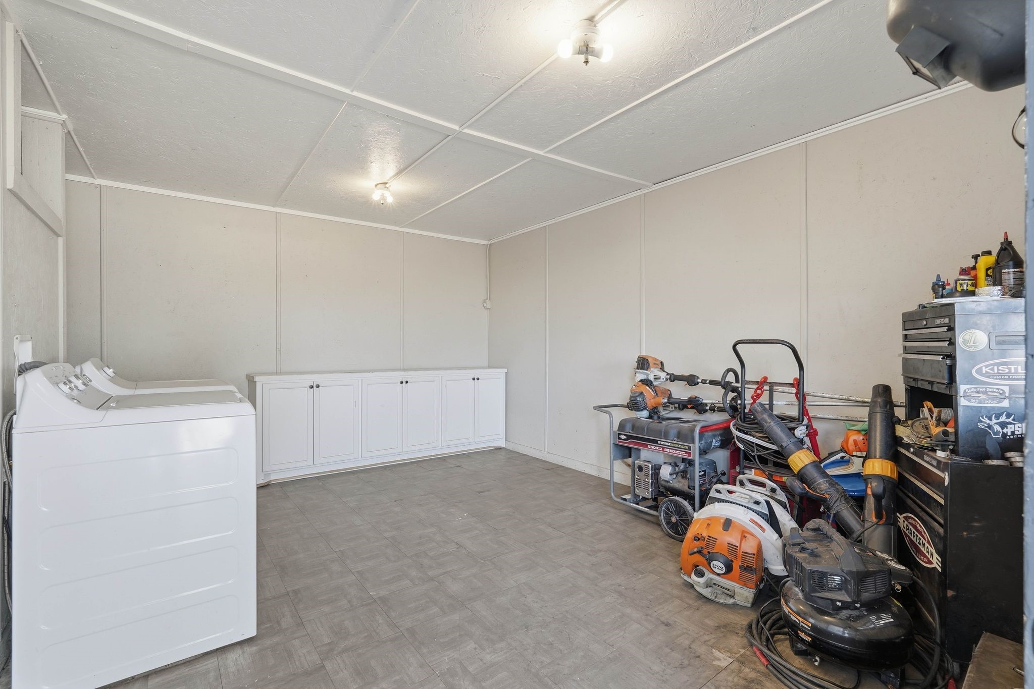 308 East Phillips Street Conroe, TX 77301 - Photo 19 of 36 a view of a room with toys