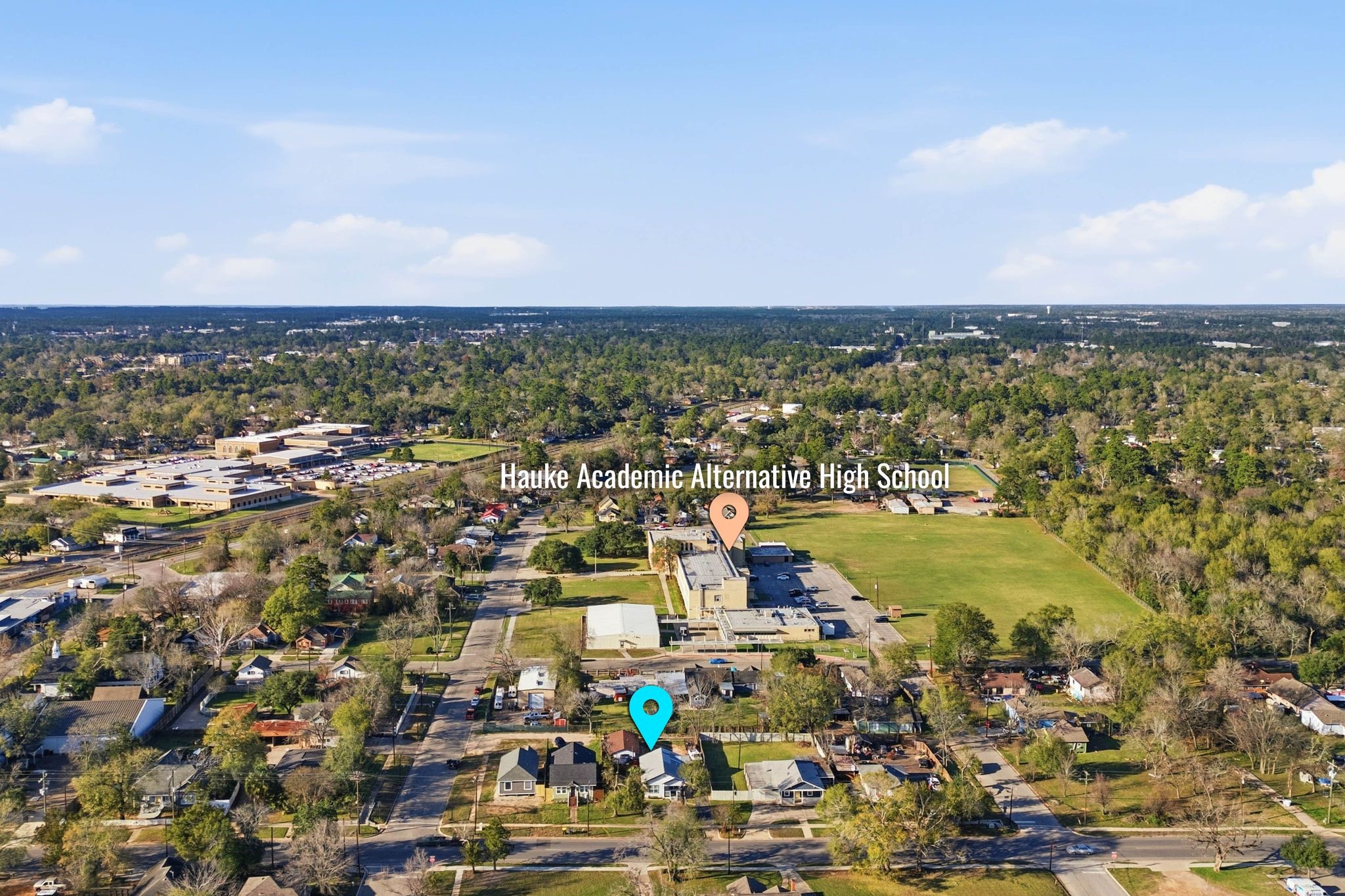 308 East Phillips Street Conroe, TX 77301 - Photo 32 of 36 a view of a city