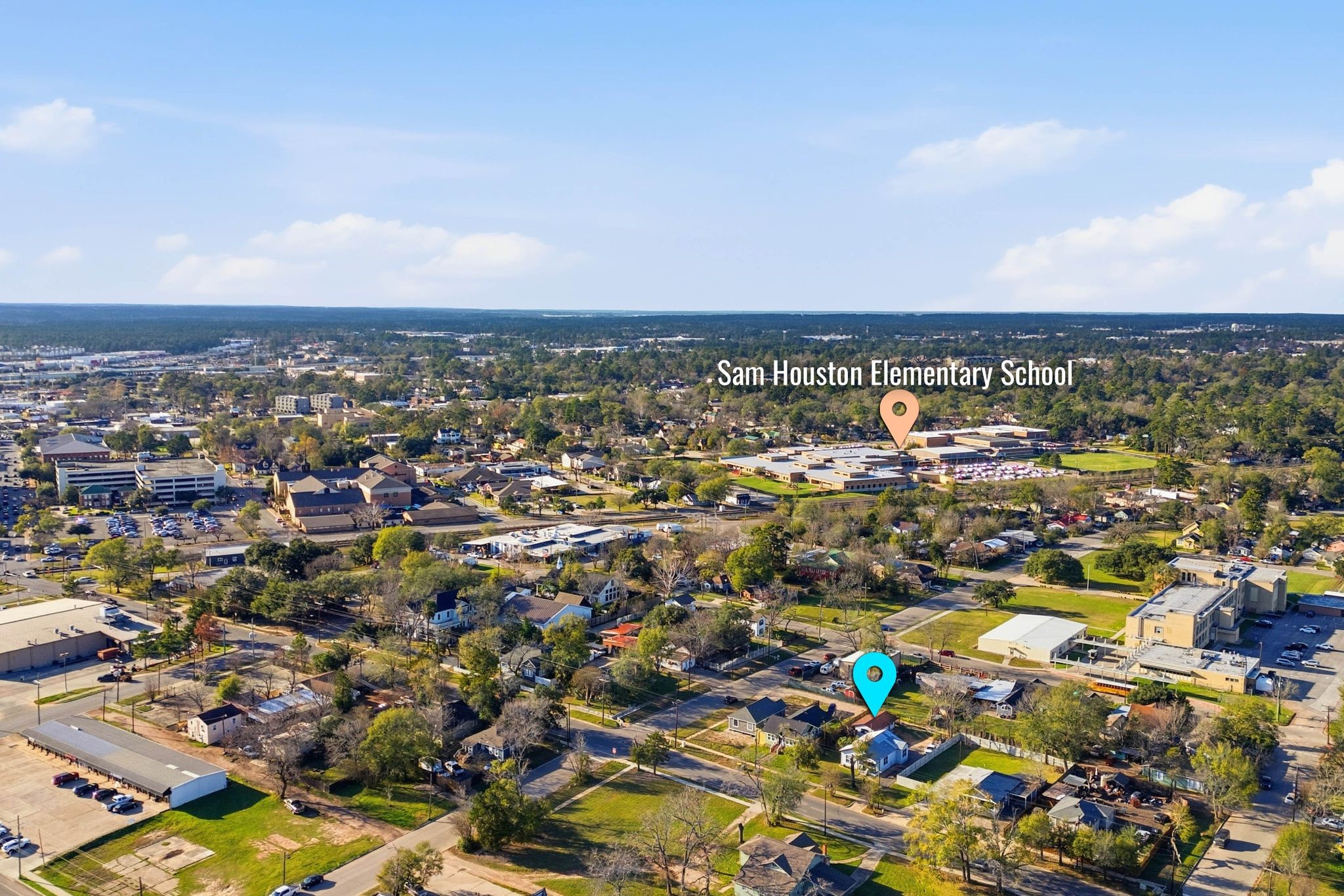 308 East Phillips Street Conroe, TX 77301 - Photo 33 of 36 an aerial view of multiple house