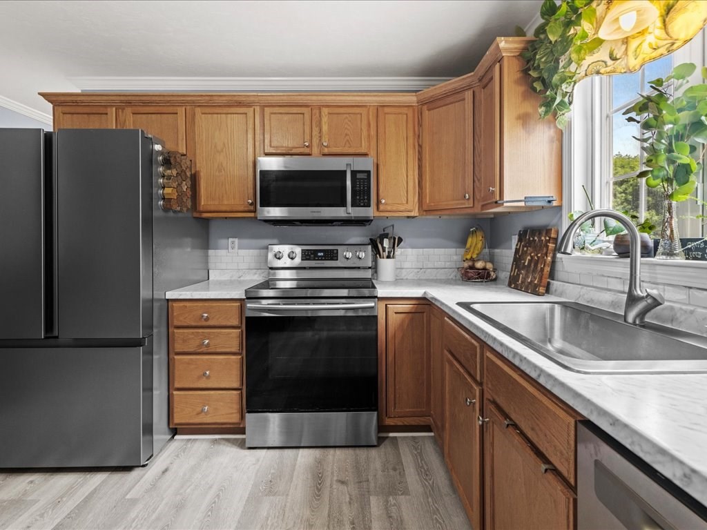 95 High Street, Unit F Uxbridge, MA 01569 - Photo 13 of 34 Gallery Image 13
