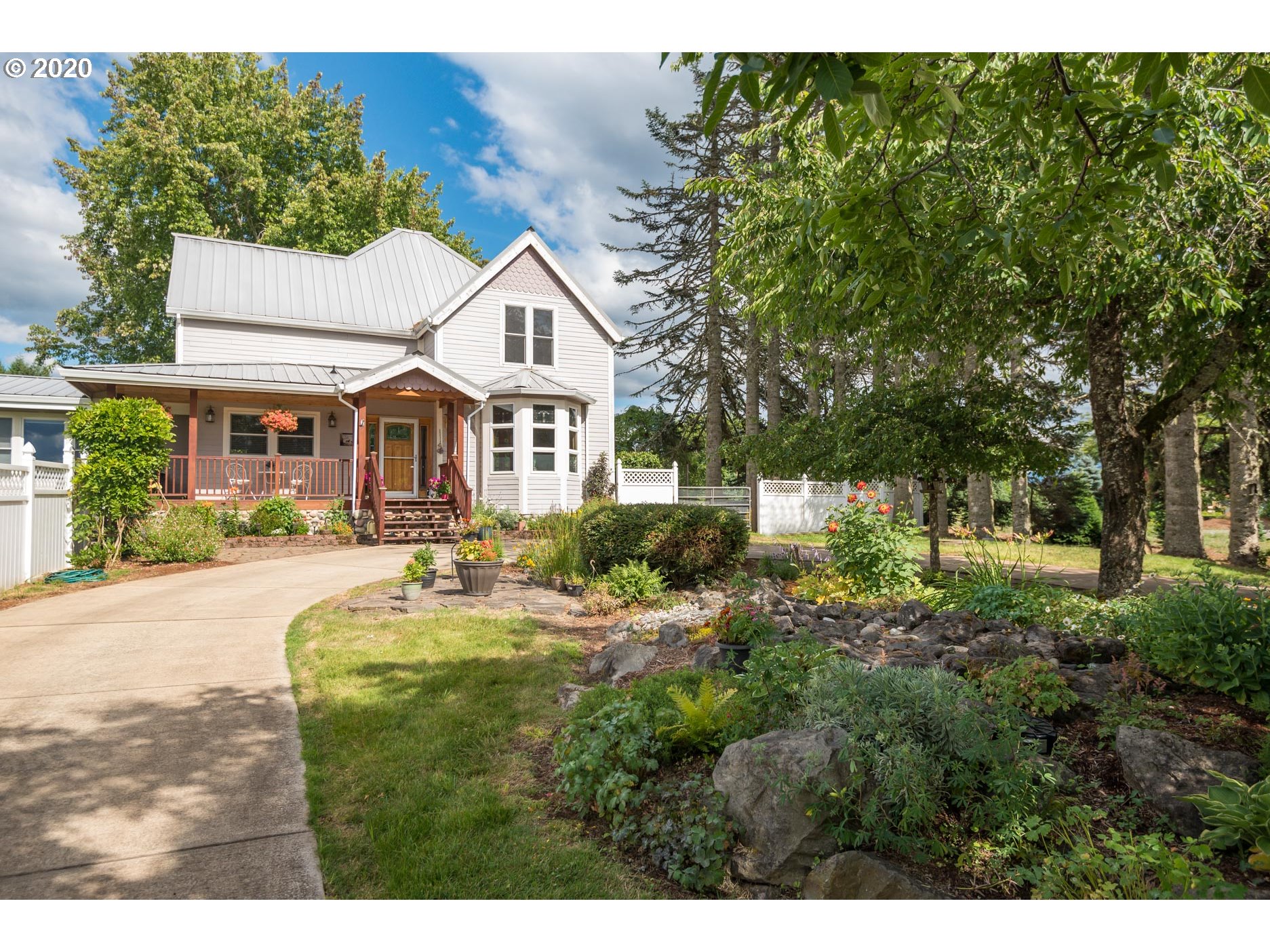 32844 Southeast Divers Road Estacada, OR 97023 - Photo 2 of 32 Gallery Image 2