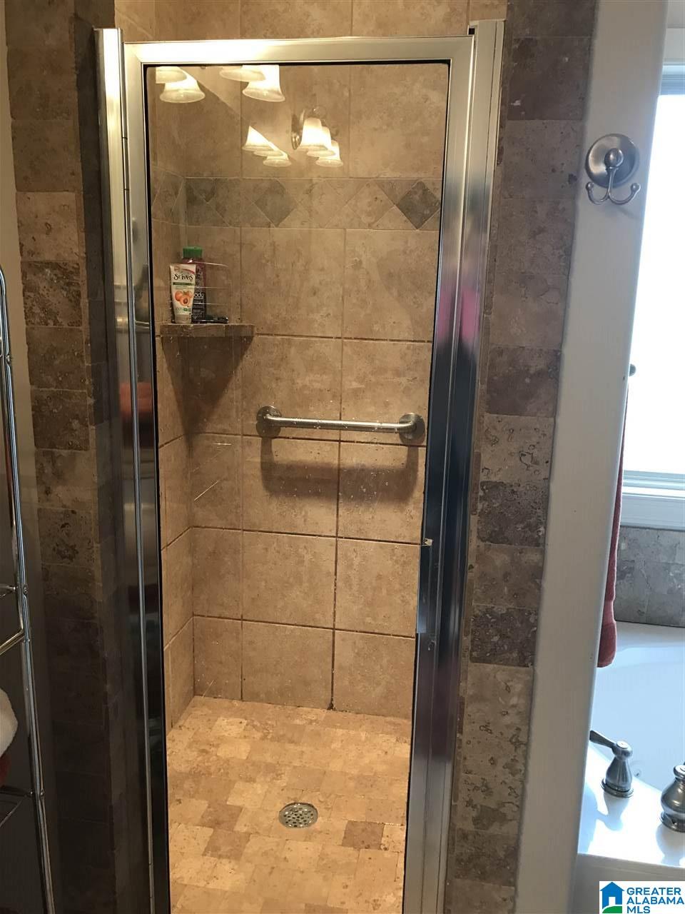 246 Strathaven Lane Pelham, AL 35124 - Photo 19 of 28
