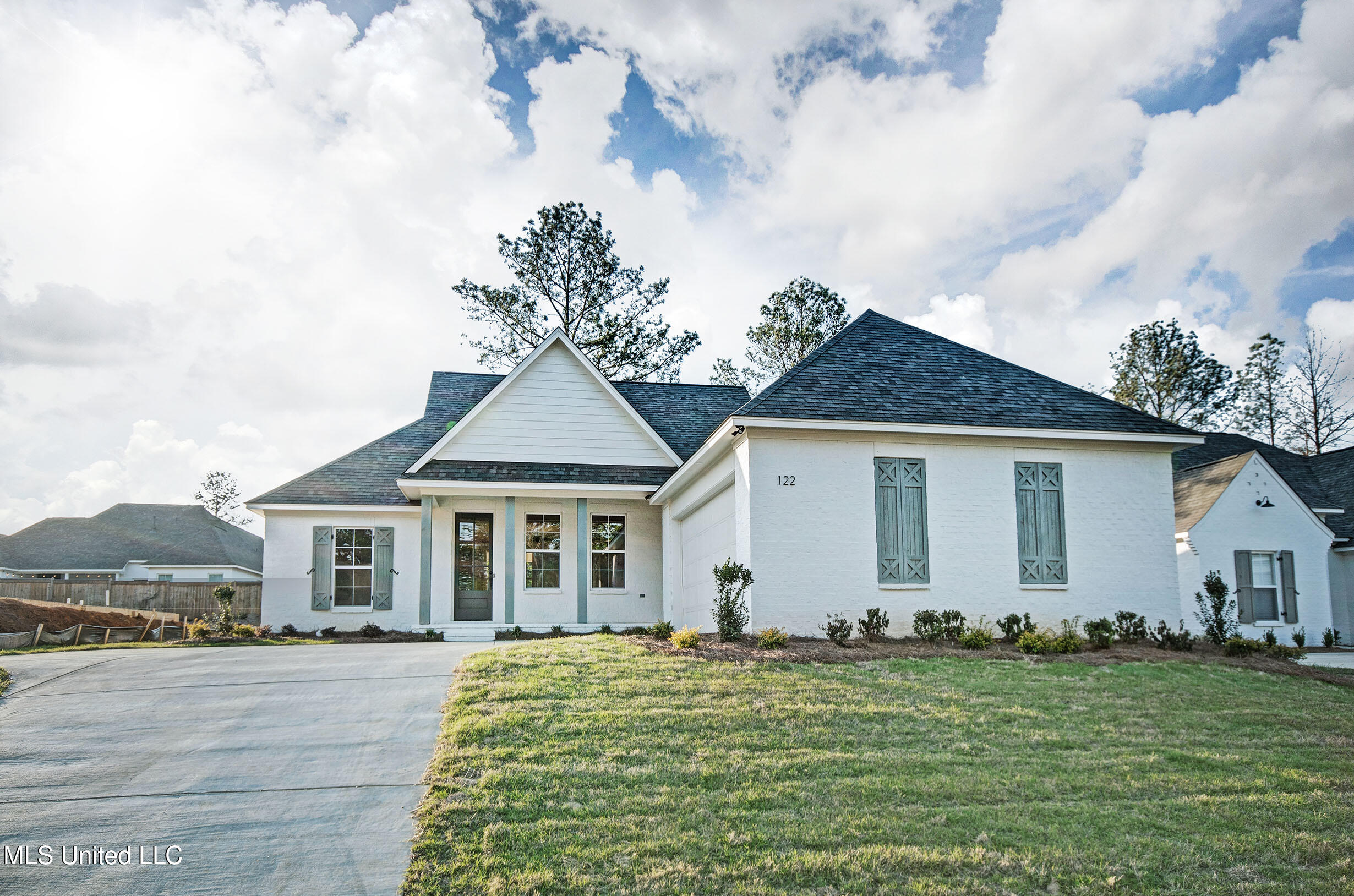 122 Spring's Crossing, Unit LOT 1200 Madison, MS 39110 - Photo 1 of 29 Front of home