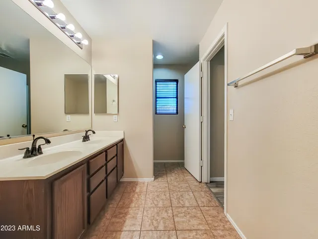 $1,895 | 18513 West Mariposa Drive, Surprise, AZ 85374