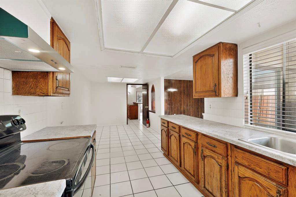 1926 Rambling Ridge Lane Carrollton, TX 75007 - Photo 14 of 37