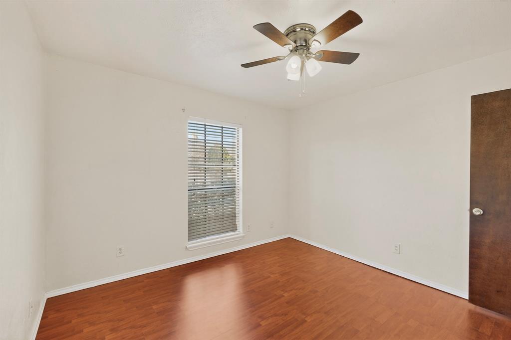 1926 Rambling Ridge Lane Carrollton, TX 75007 - Photo 32 of 37