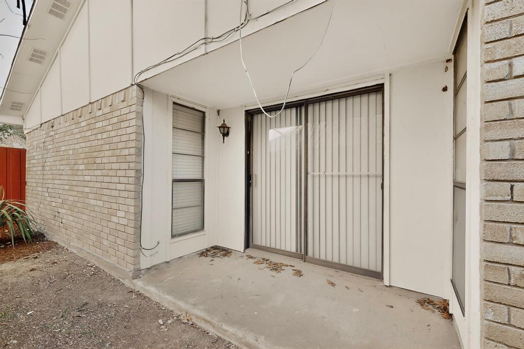 1926 Rambling Ridge Lane Carrollton, TX 75007 - Photo 34 of 37