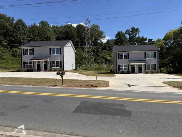 $1,200 | 203 Linwood Road, Lexington, NC 27292