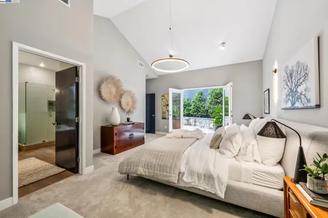 $1,995,000 | 2005 Tunnel Road, Oakland, CA 94611