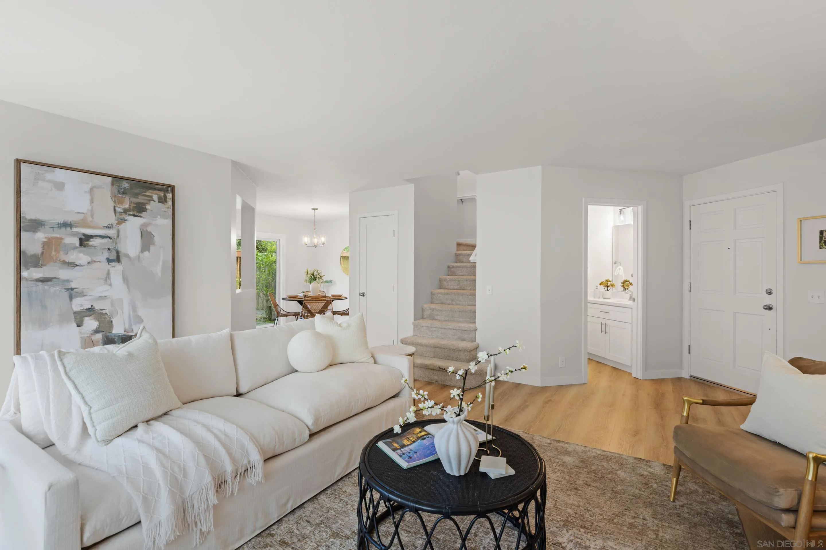 4216 Esperanza Way Oceanside, CA 92056 - Photo 5 of 21