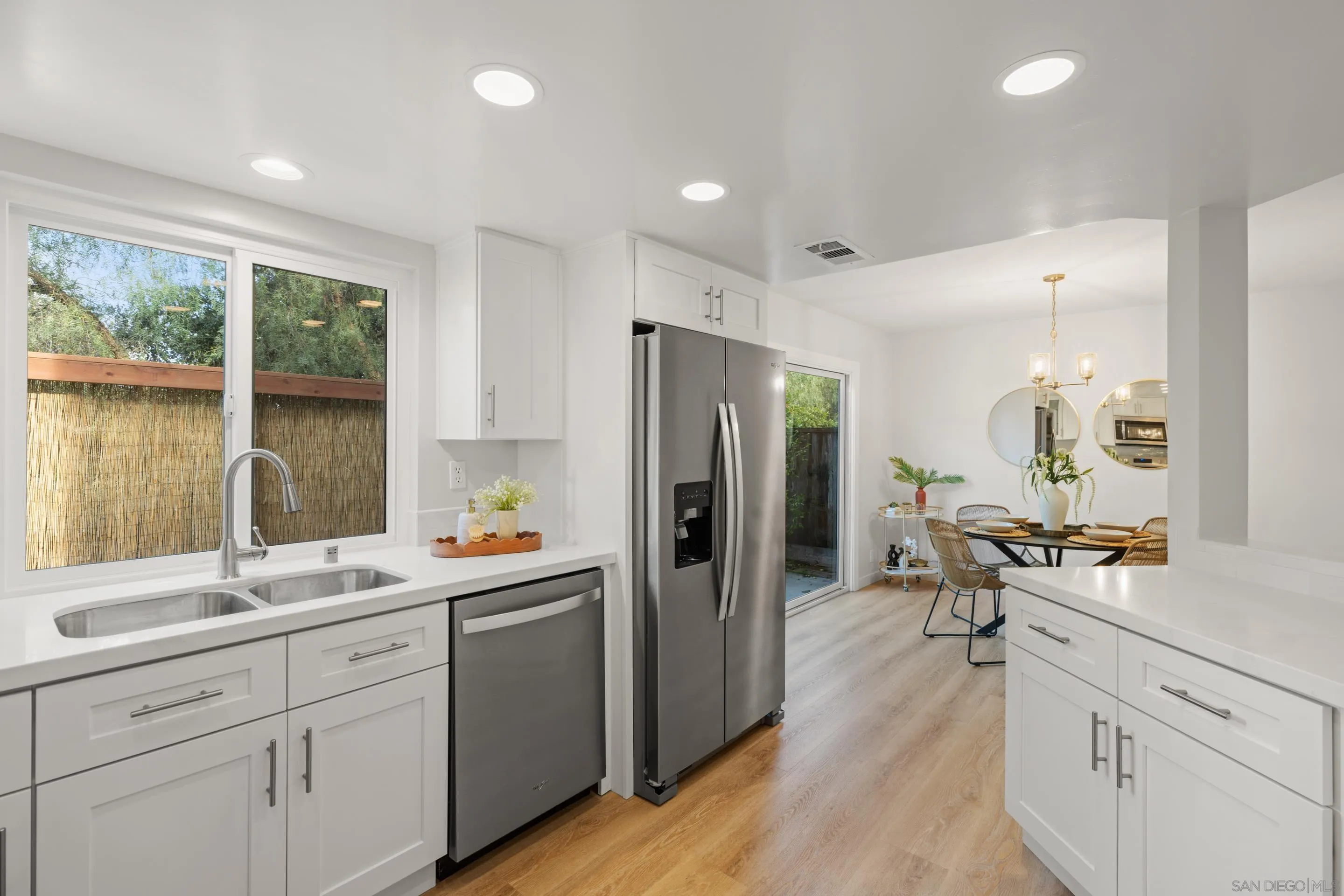 4216 Esperanza Way Oceanside, CA 92056 - Photo 7 of 21